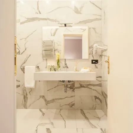 Dream House 4*