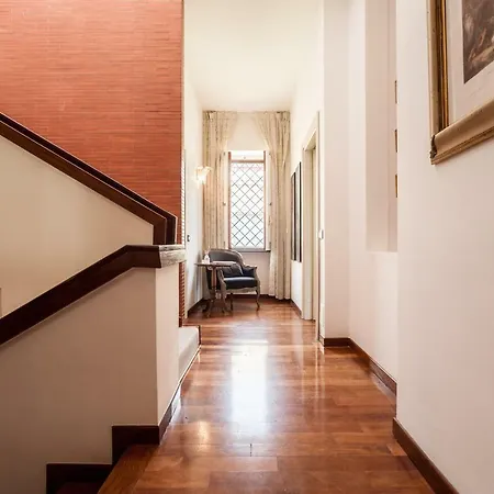 Dream House Bed and breakfast 4*