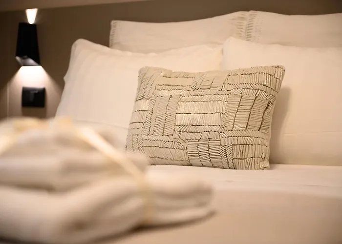 Bed & Breakfast Dream House